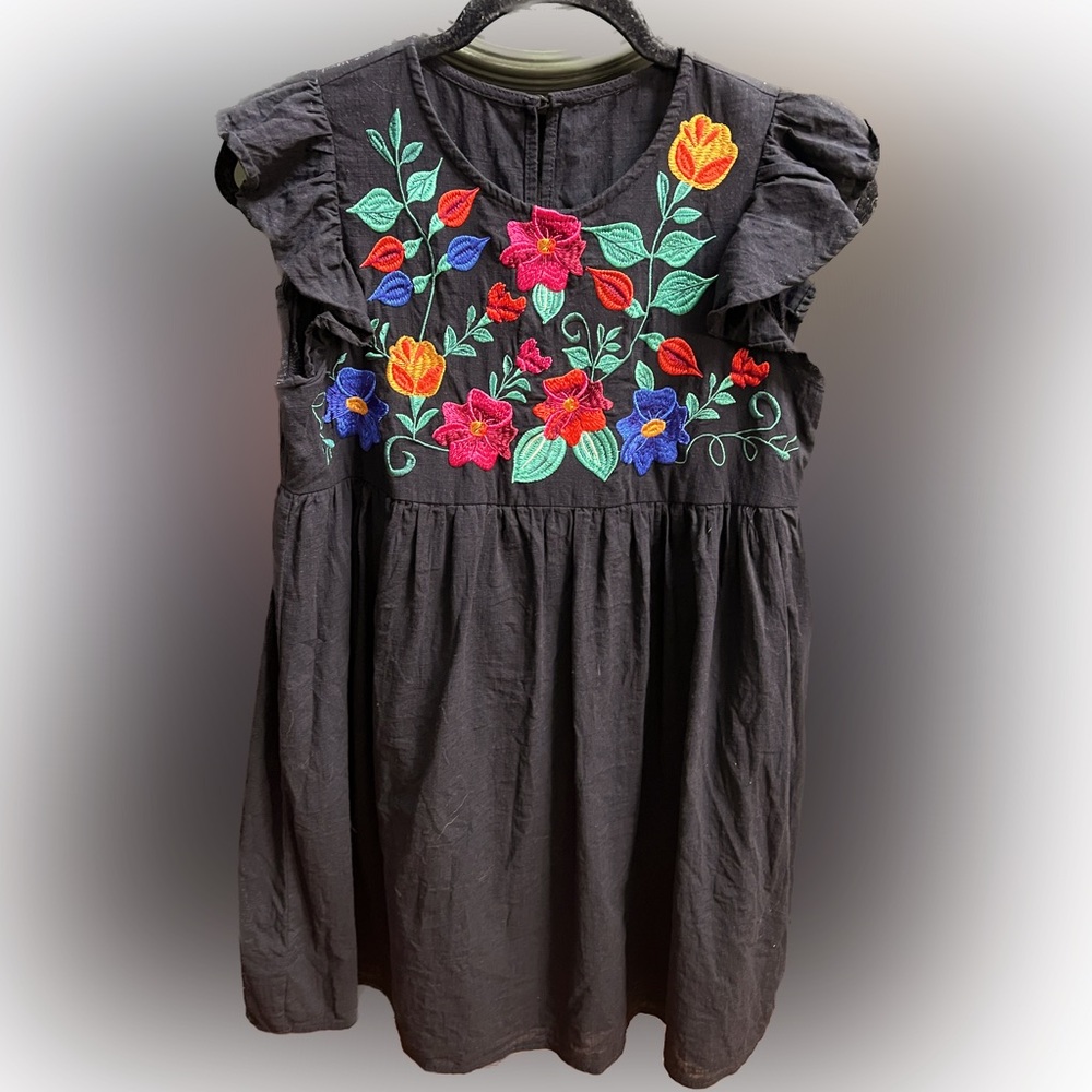 Embroidered Empire Dress 🖤
